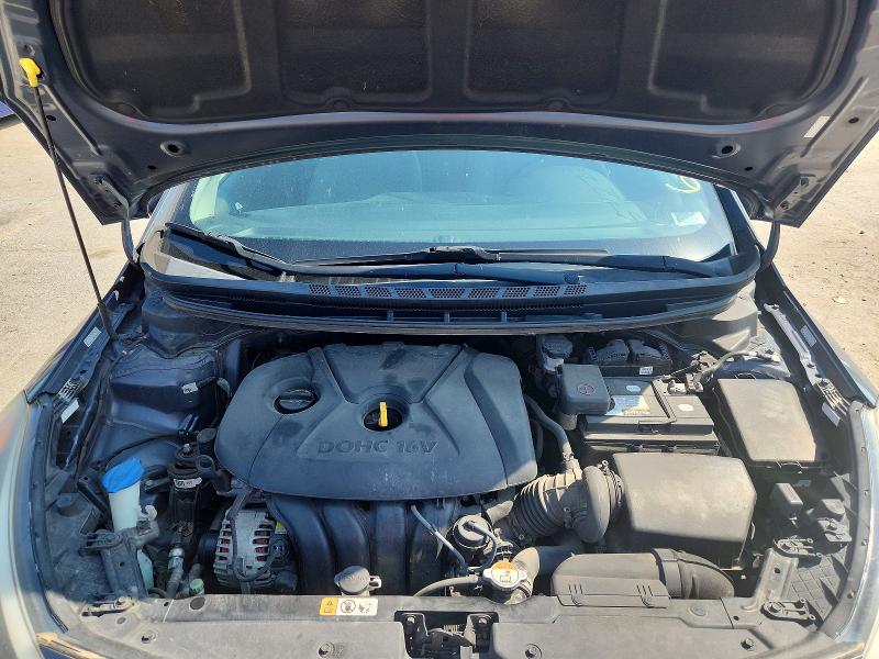 Photo 11 from auction – 2016 KIA FORTE with VIN KNAFX4A6XG5553944