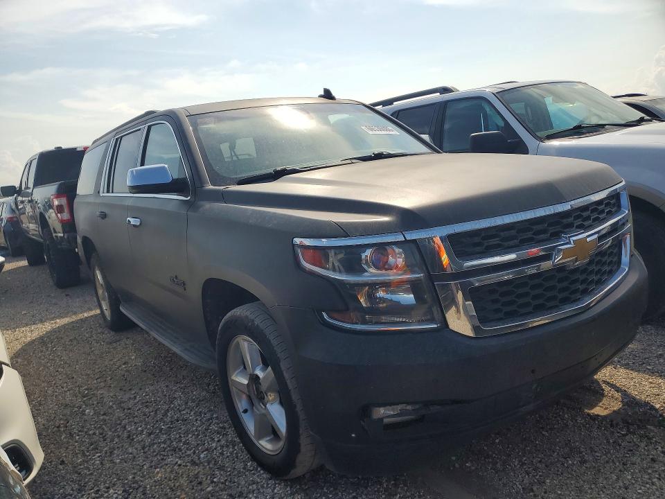 Photo 4 from auction – 2015 CHEVROLET SUBURBAN with VIN 1GNSCJKCXFR628365