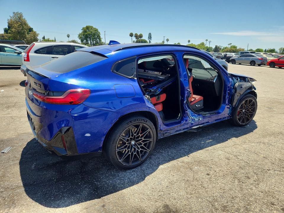 Photo 3 from auction – 2022 BMW X4 with VIN 5YM23EC04N9L47401