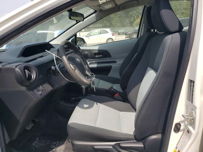 Photo 7 from auction – 2013 TOYOTA PRIUS C with VIN JTDKDTB37D1548728