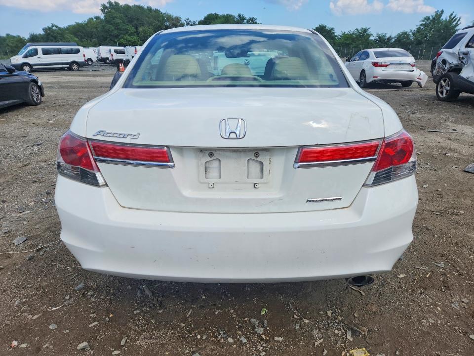 Photo 6 from auction – 2011 HONDA ACCORD with VIN 1HGCP2F69BA141048