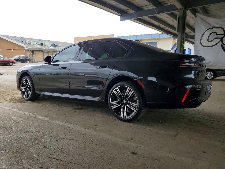 Photo 2 from auction – 2024 BMW 760 with VIN WBA33EJ04RCP67312
