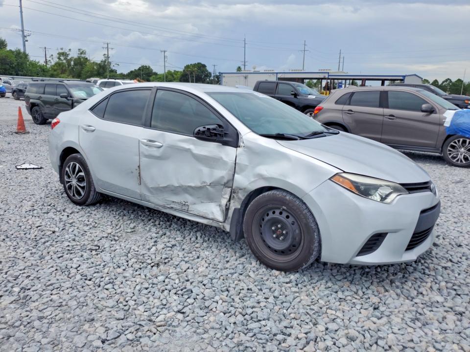 Photo 4 from auction – 2014 TOYOTA COROLLA with VIN 5YFBURHE8EP129277