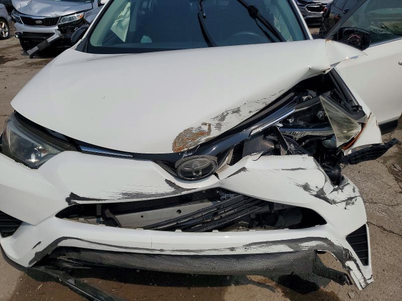 Photo 12 from auction – 2017 TOYOTA RAV4 with VIN JTMZFREV2HJ719108