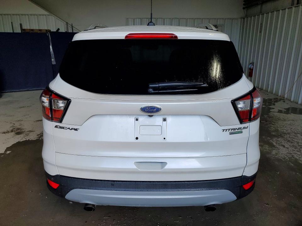 Photo 6 from auction – 2017 FORD ESCAPE with VIN 1FMCU0J95HUD06934