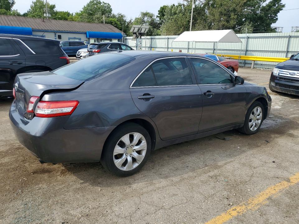 Photo 3 from auction – 2011 TOYOTA CAMRY with VIN 4T4BF3EK8BR214055