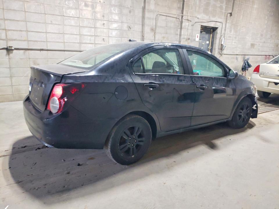 Photo 3 from auction – 2012 CHEVROLET SONIC with VIN 1G1JB5SH5C4120008