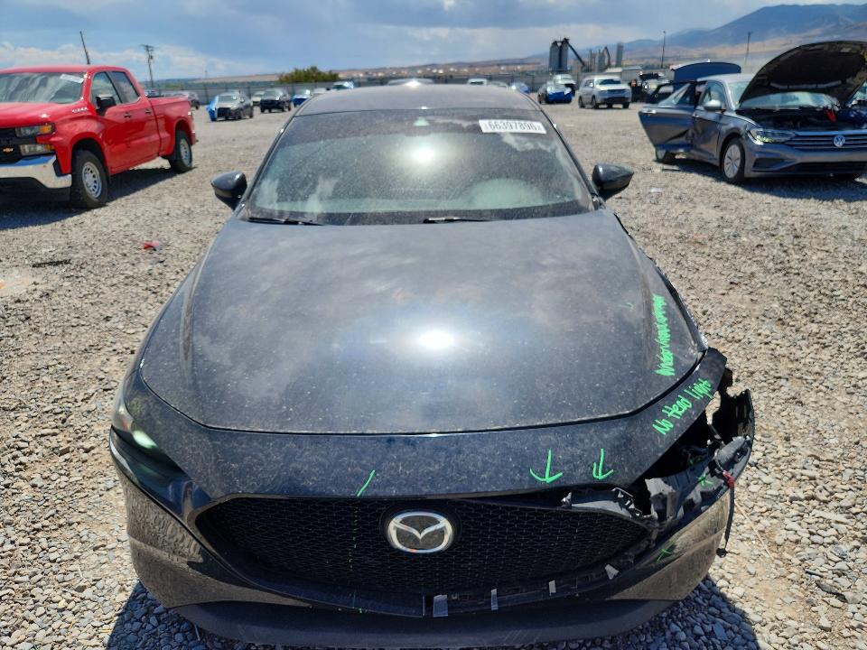 Photo 5 from auction – 2019 MAZDA 3 with VIN JM1BPAJM3K1121209