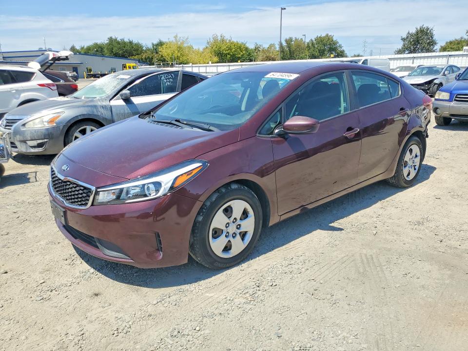 KIA FORTE 2017 with VIN 3KPFK4A77HE041848 - Photo from auction