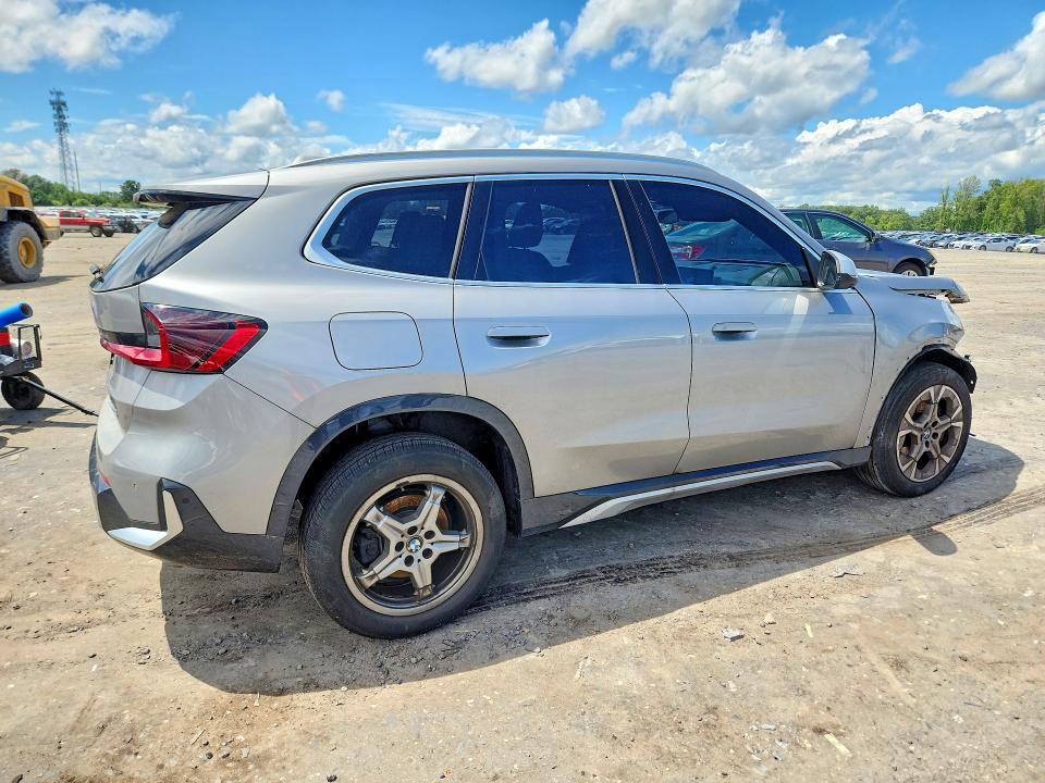Photo 3 from auction – 2023 BMW X1 with VIN WBX73EF06P5W93263