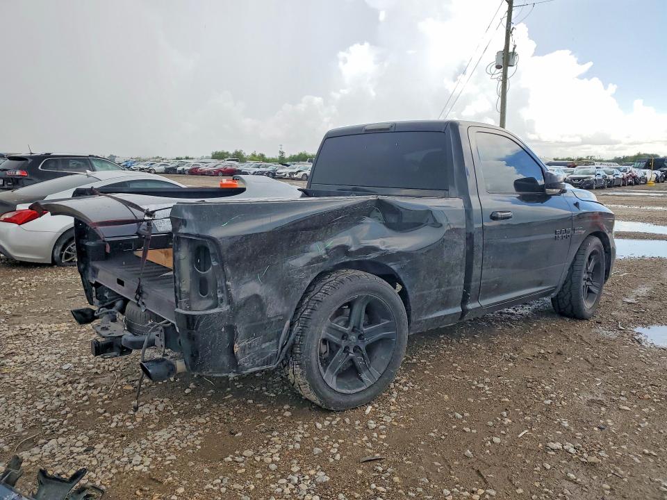 Photo 3 from auction – 2018 RAM 1500 with VIN 3C6JR6CT5JG129083