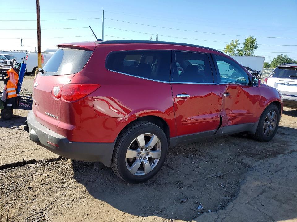 Photo 3 from auction – 2012 CHEVROLET TRAVERSE with VIN 1GNKVGED6CJ159187