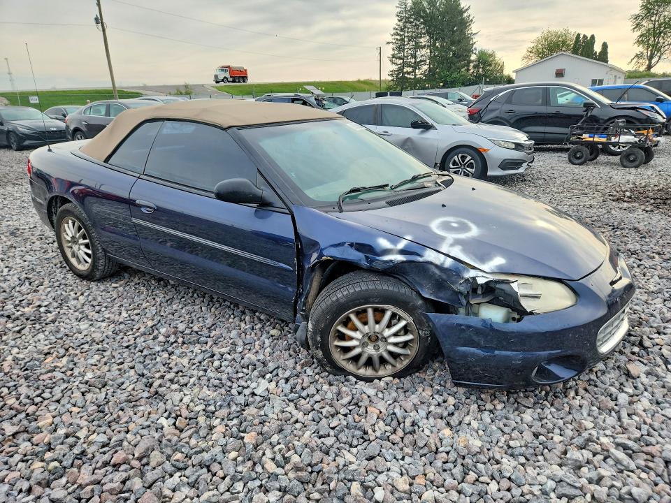 Фото 4 с аукциона – 2002 CHRYSLER SEBRING с VIN 1C3EL55R72N259001