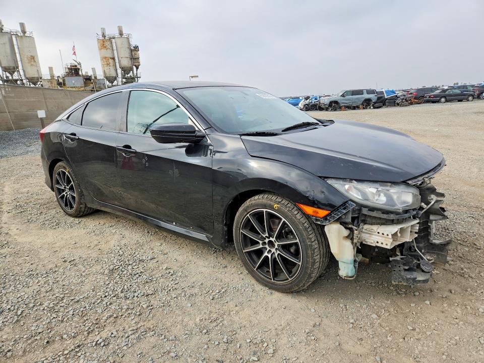 Photo 4 from auction – 2017 HONDA CIVIC with VIN 2HGFC2F58HH507379