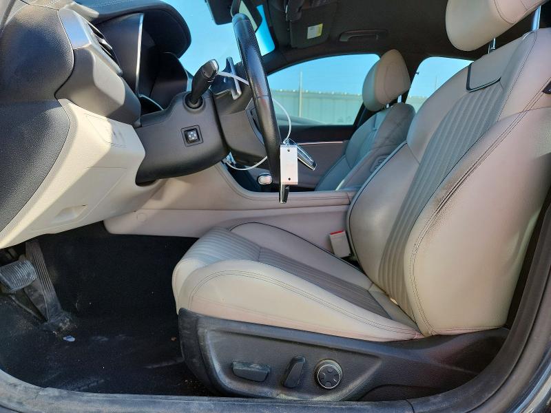 Photo 7 from auction – 2023 GENESIS G70 with VIN KMTG54TE0PU106046
