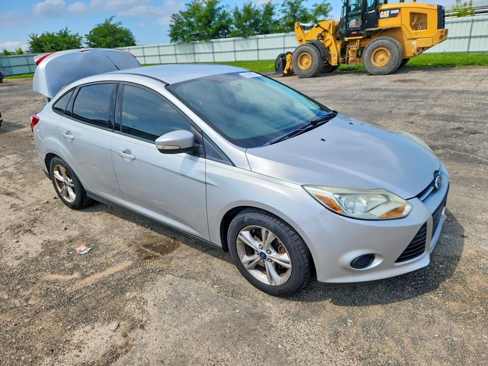 Photo 4 from auction – 2013 FORD FOCUS with VIN 1FADP3F22DL352109