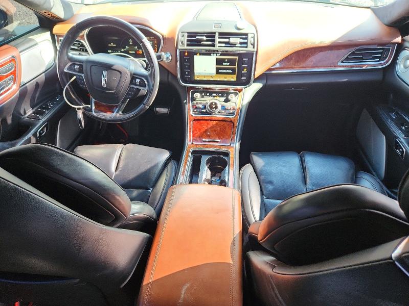 Photo 8 from auction – 2017 LINCOLN CONTINENTAL with VIN 1LN6L9BC7H5605530