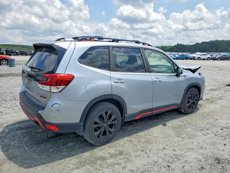Photo 3 from auction – 2019 SUBARU FORESTER with VIN JF2SKAKC7KH553024