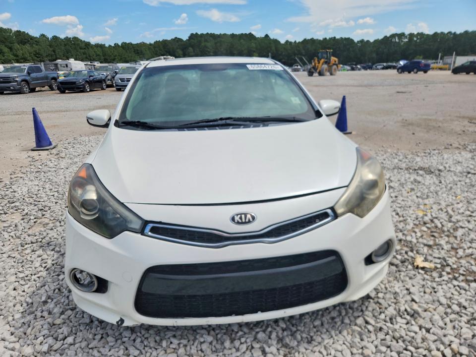 Photo 5 from auction – 2014 KIA FORTE KOUP with VIN KNAFX6A8XE5158043