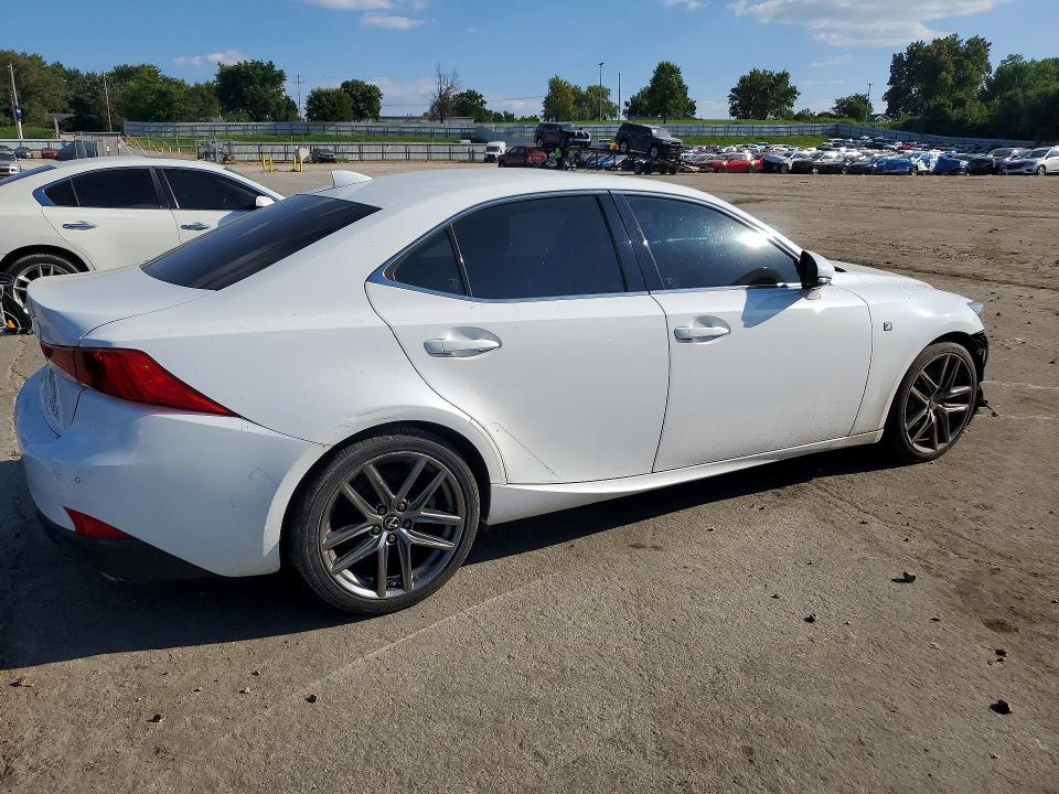 Photo 3 from auction – 2019 LEXUS IS with VIN JTHBA1D23K5090532