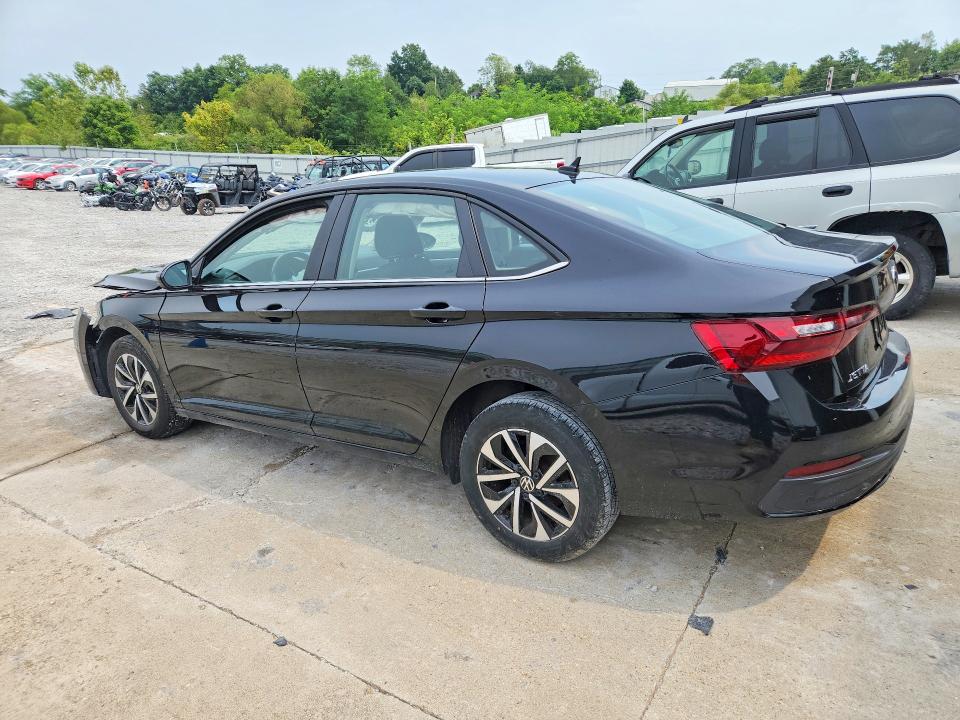 Photo 2 from auction – 2024 VOLKSWAGEN JETTA with VIN 3VW5M7BUXRM047773