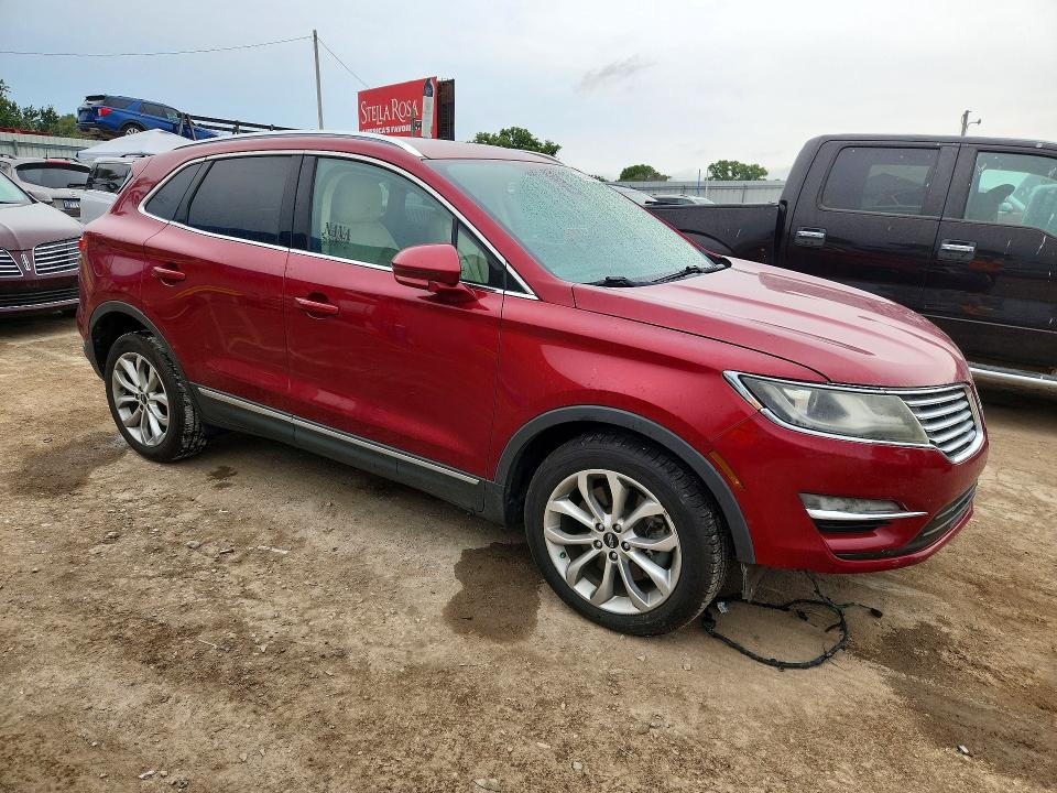 Photo 4 from auction – 2016 LINCOLN MKC with VIN 5LMCJ2D99GUJ27260
