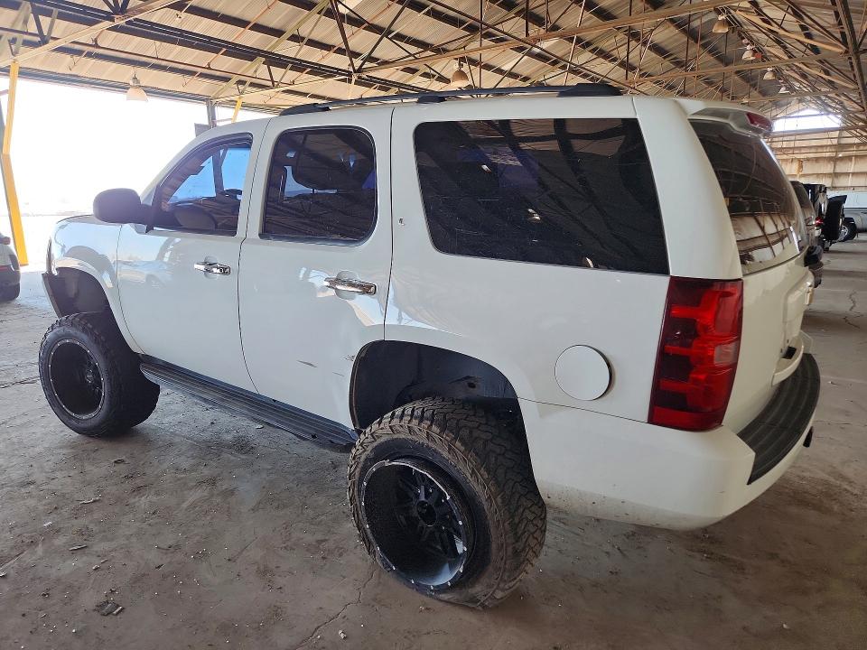 Photo 2 from auction – 2013 CHEVROLET TAHOE with VIN 1GNSK2E02DR346924