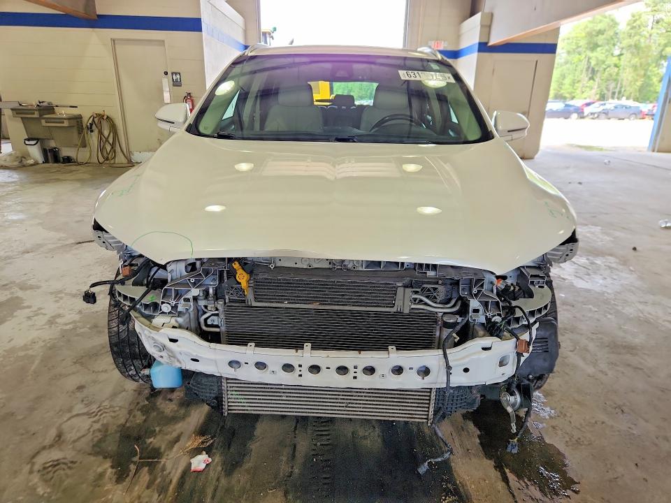 Photo 5 from auction – 2019 LINCOLN MKC with VIN 5LMCJ3D93KUL03668