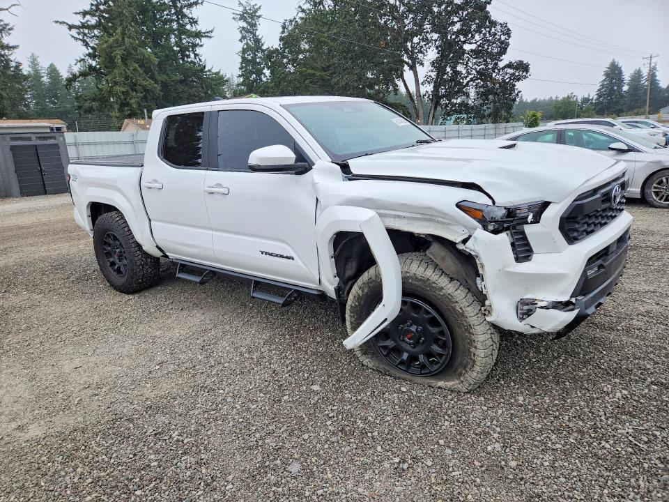 Photo 4 from auction – 2024 TOYOTA TACOMA with VIN 3TMLB5JN2RM002826
