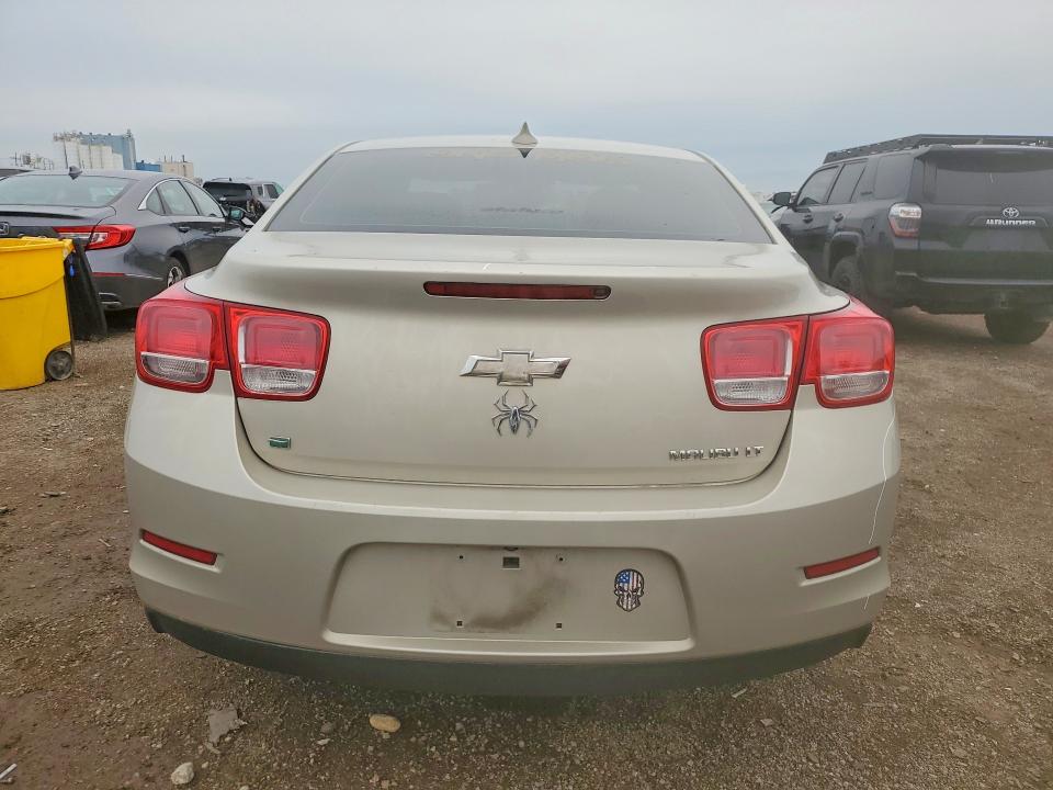 Photo 6 from auction – 2015 CHEVROLET MALIBU with VIN 1G11C5SL3FF124908