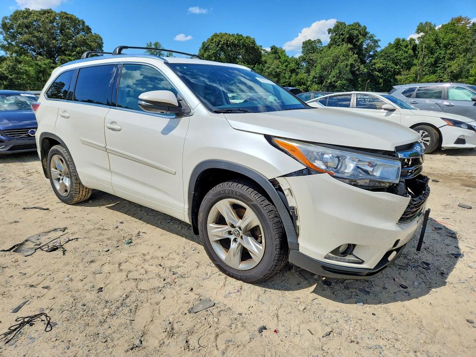 Photo 4 from auction – 2016 TOYOTA HIGHLANDER with VIN 5TDDKRFH2GS339590