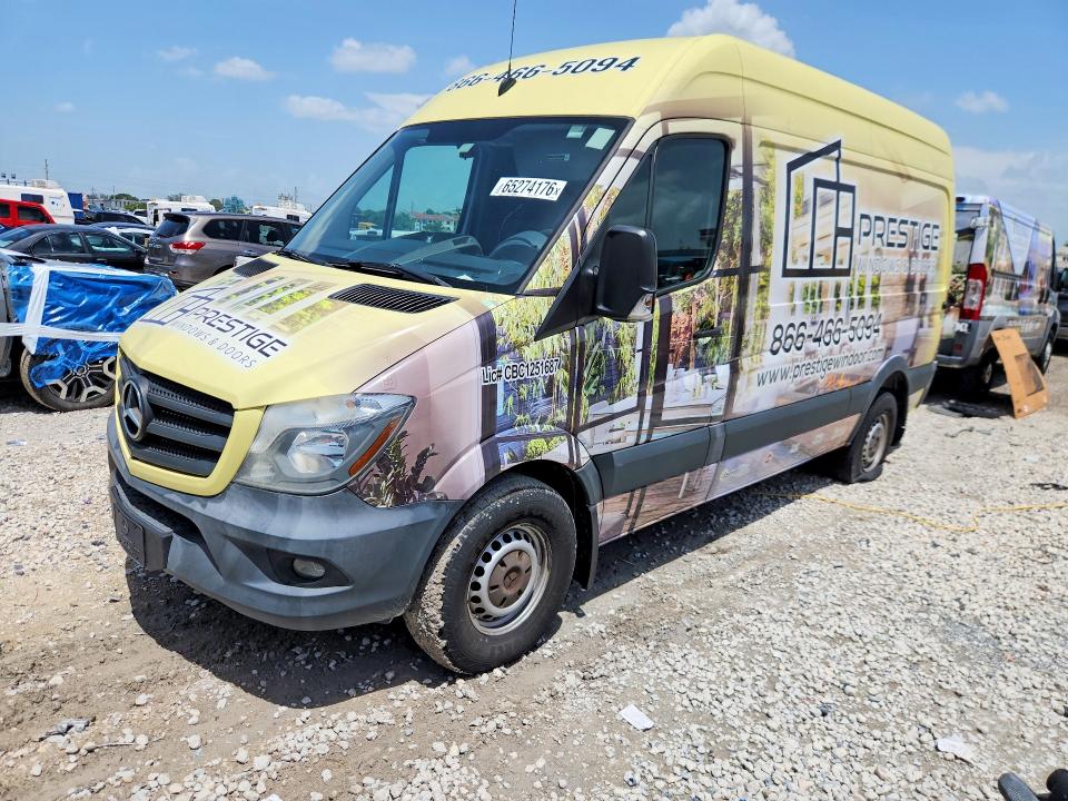 MERCEDES-BENZ SPRINTER 2015 with VIN WD3PE7CC8FP100694 - Photo from auction