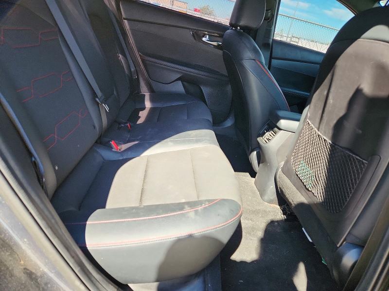 Photo 10 from auction – 2021 KIA FORTE with VIN 3KPF44AC4ME350016
