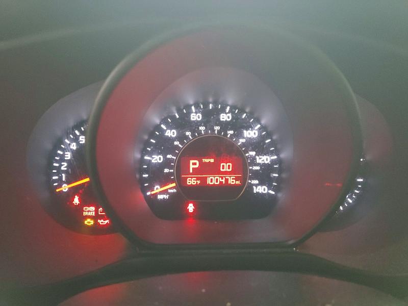 Zdjęcie 9 z aukcji – 2015 KIA SOUL z VIN KNDJN2A28F7213537
