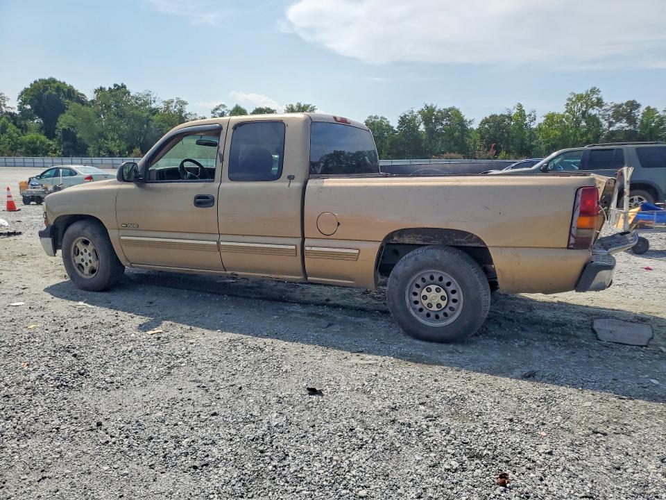 Photo 2 from auction – 2000 CHEVROLET SILVERADO with VIN 2GCEC19V4Y1163915
