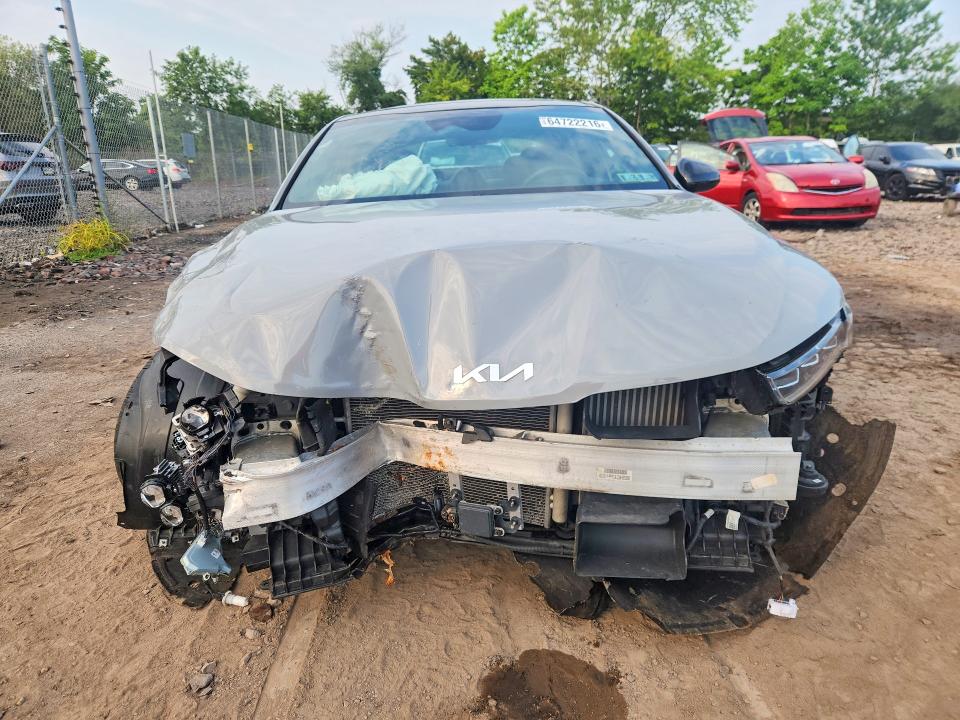 Photo 5 from auction – 2022 KIA K5 with VIN 5XXG64J2XNG083933