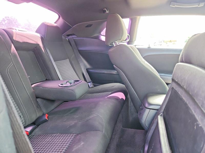 Photo 10 from auction – 2016 DODGE CHALLENGER with VIN 2C3CDZAG8GH274980