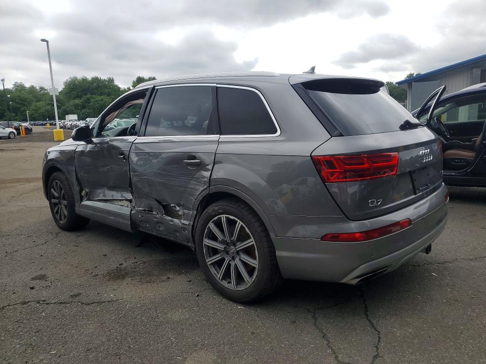 Photo 2 from auction – 2017 AUDI Q7 with VIN WA1LAAF74HD058518