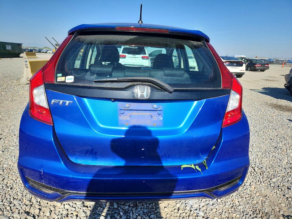 Photo 6 from auction – 2018 HONDA FIT with VIN 3HGGK5H58JM726422