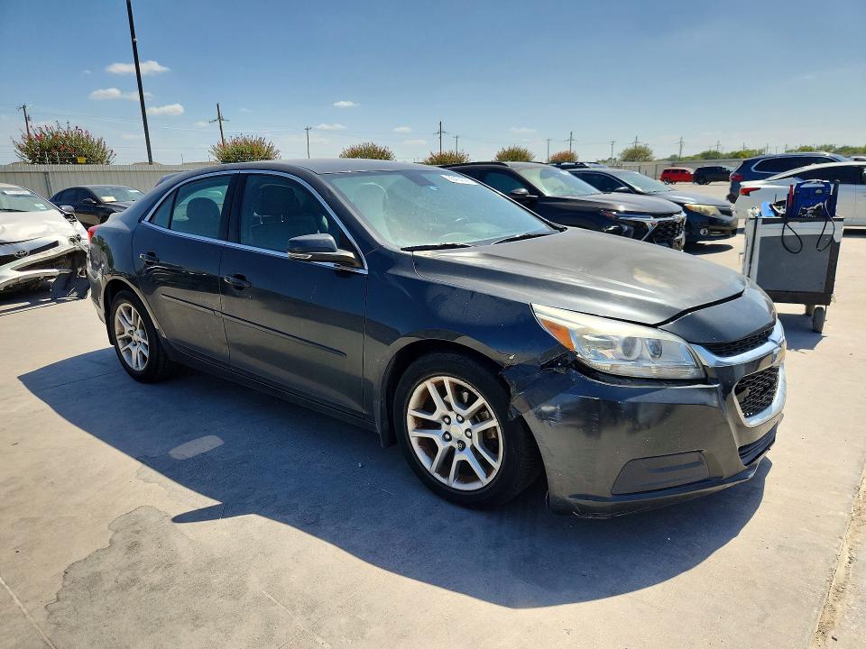 Photo 4 from auction – 2015 CHEVROLET MALIBU with VIN 1G11C5SLXFF312499