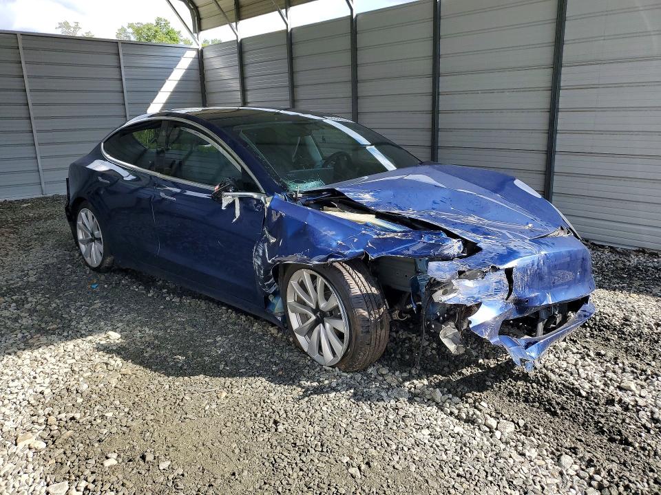 Photo 4 from auction – 2020 TESLA MODEL 3 with VIN 5YJ3E1EB3LF481396