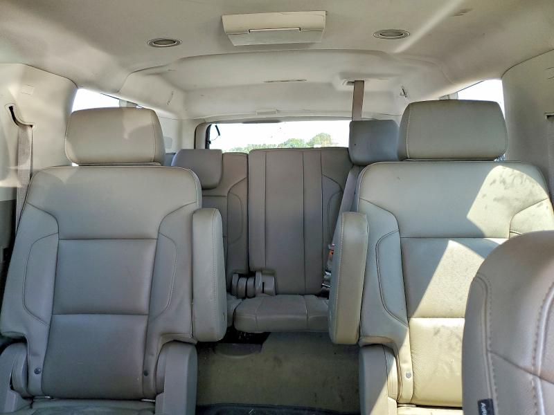 Photo 10 from auction – 2016 CHEVROLET SUBURBAN with VIN 1GNSKHKC6GR185578