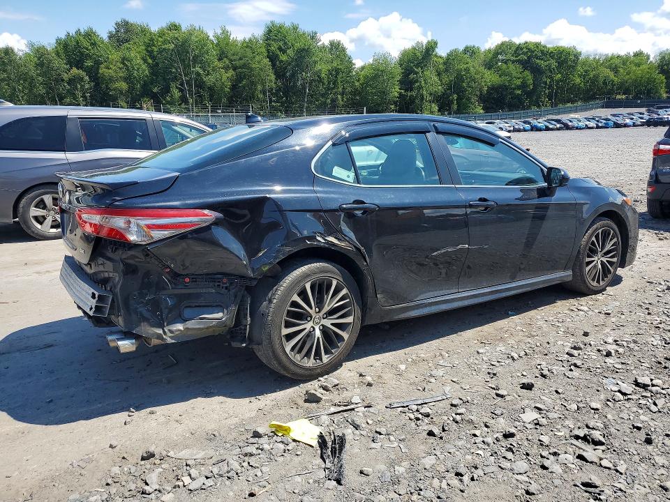 Photo 3 from auction – 2020 TOYOTA CAMRY with VIN 4T1G11AK2LU501255