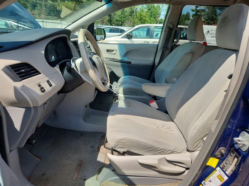 Photo 7 from auction – 2012 TOYOTA SIENNA with VIN 5TDZK3DC9CS222089