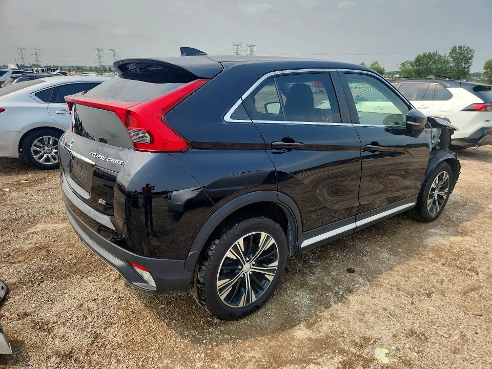 Photo 3 from auction – 2018 MITSUBISHI ECLIPSE CROSS with VIN JA4AT5AA4JZ046633