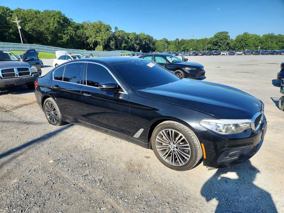 Photo 4 from auction – 2018 BMW 530 with VIN WBAJA7C56JWC74951