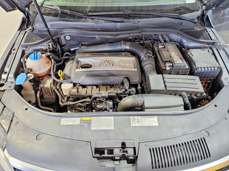 Photo 11 from auction – 2014 VOLKSWAGEN CC with VIN WVWBP7AN4EE500681