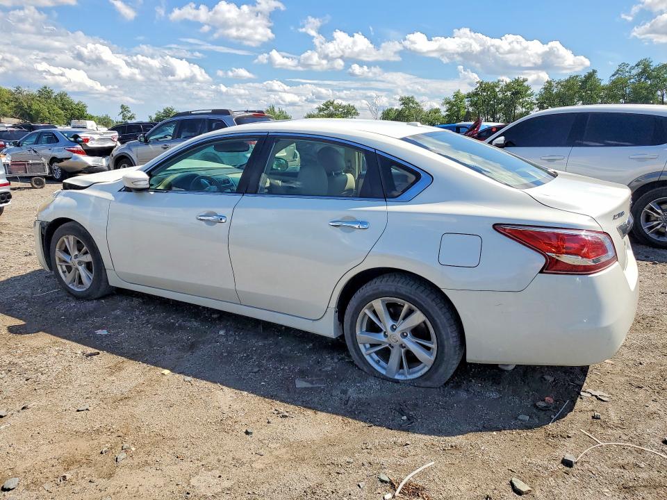 Photo 2 from auction – 2013 NISSAN ALTIMA with VIN 1N4AL3AP0DN587923