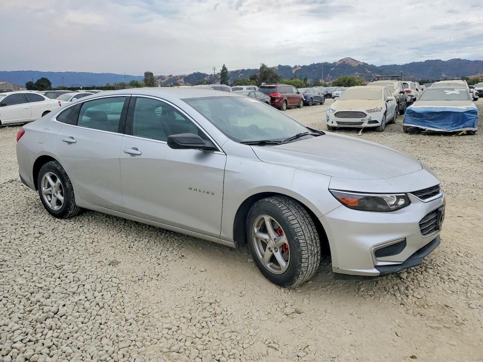Photo 4 from auction – 2016 CHEVROLET MALIBU with VIN 1G1ZB5ST5GF179528