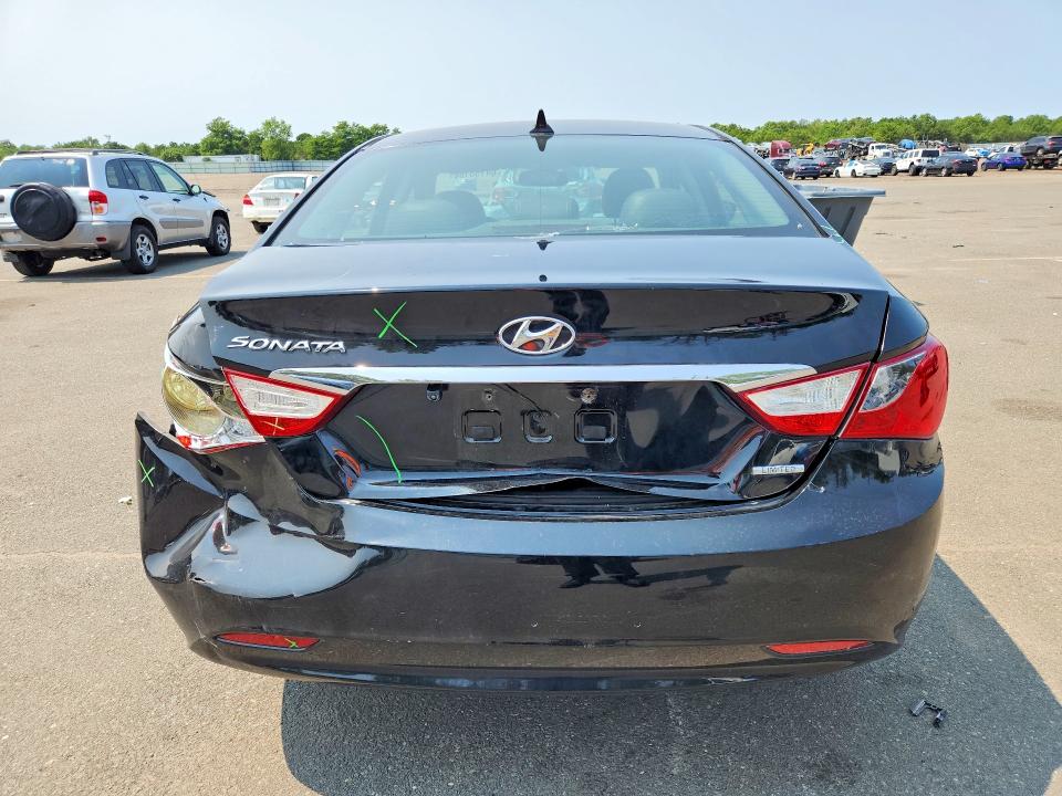 Photo 6 from auction – 2011 HYUNDAI SONATA with VIN 5NPEC4ACXBH306626